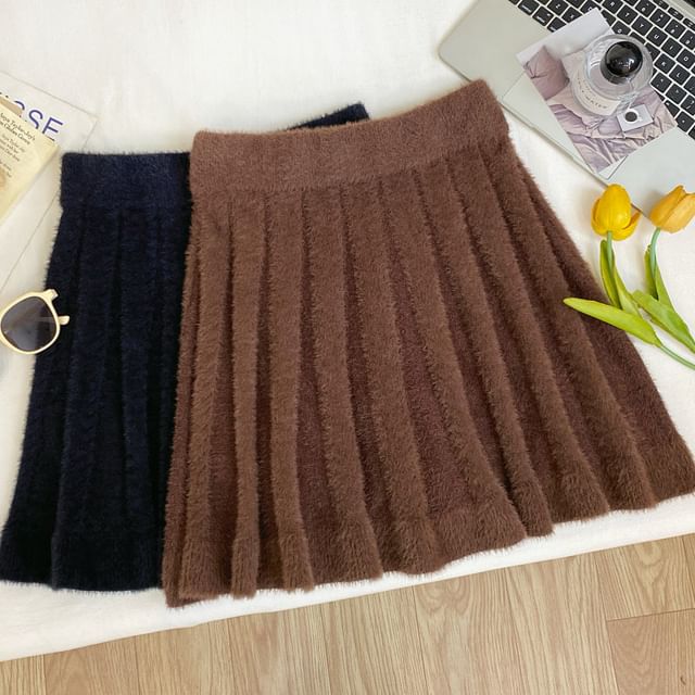 Knit Mid-Waist Solid Mini Skirt