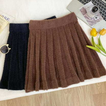 Knit Mid-Waist Solid Mini Skirt
