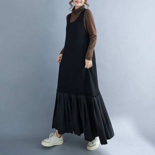 Scoop Neck Pleated Panel Maxi Overall Dress