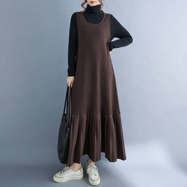 Scoop Neck Pleated Panel Maxi Overall Dress