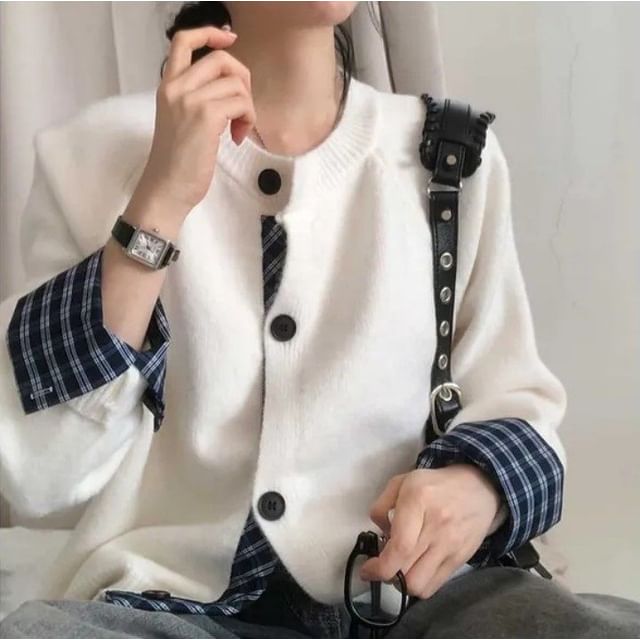 Crewneck Plaid Trim Cardigan