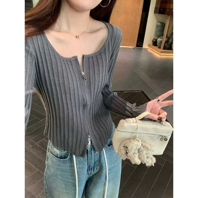 Scoop Neck Zip-Up Plain Crop Cardigan