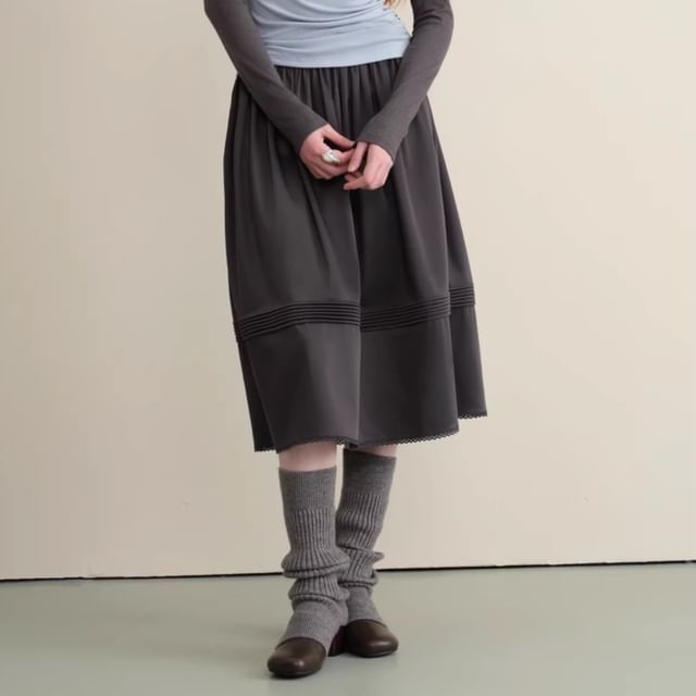 Two-Tone Mock Neck Top & Pintuck Maxi Skirt Set