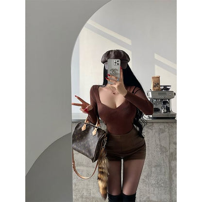Square Neck Fitted Knit Long Sleeve Top
