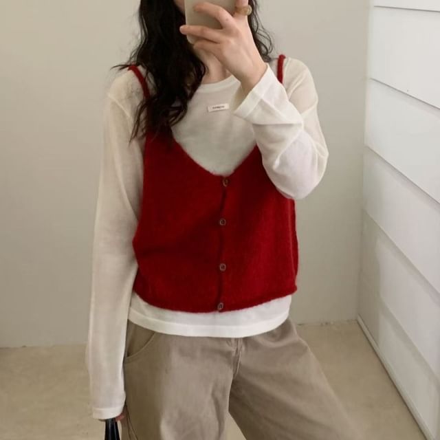 Button-Up Crop Knit Camisole with V-Neck and Solid Color