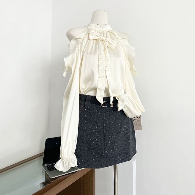 Ruffled Cold Shoulder Blouse