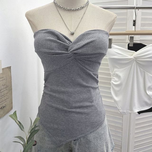 Twisted Tube Top with Strapless Design in Solid Color