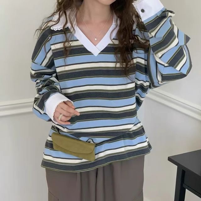 Striped Lace Trim V-Neck Tee with Collar