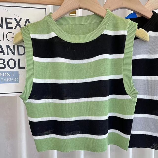 Striped Crop Knit Top with Round Neck