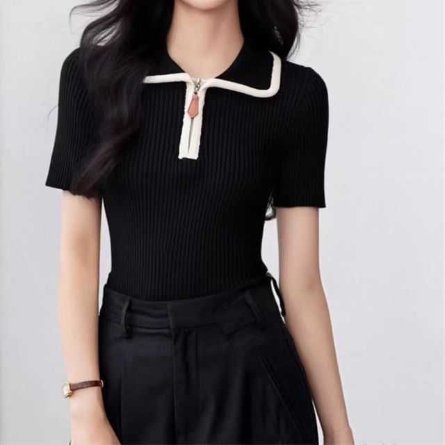 Contrast Trim Half-Zip Knit Polo