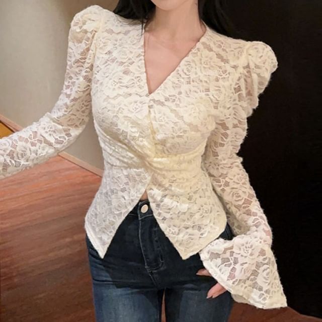 Extended Sleeve V-Neck Lace Twist Front Blouse