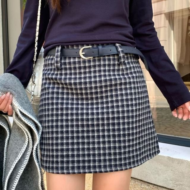 Plaid Mini A-Line Skirt with Mid Rise