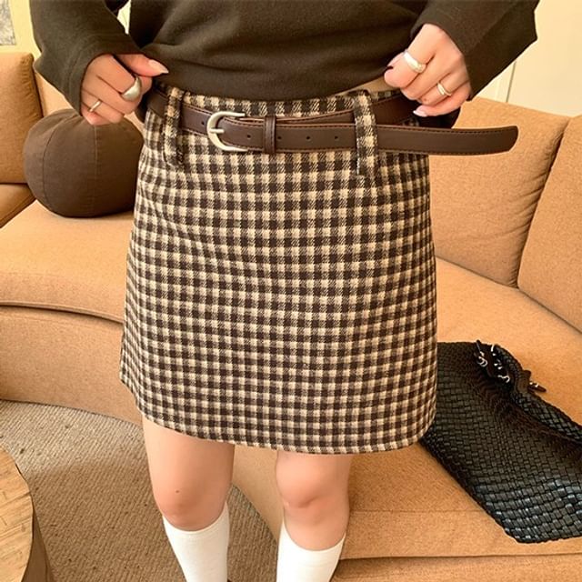 Plaid Mini A-Line Skirt with Mid Rise