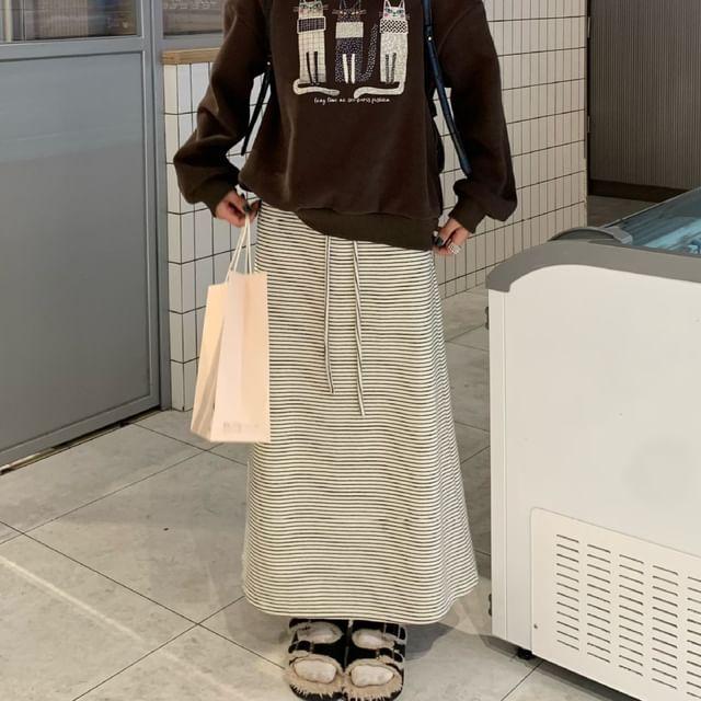 Striped Maxi A-Line Skirt with Mid Rise Waist