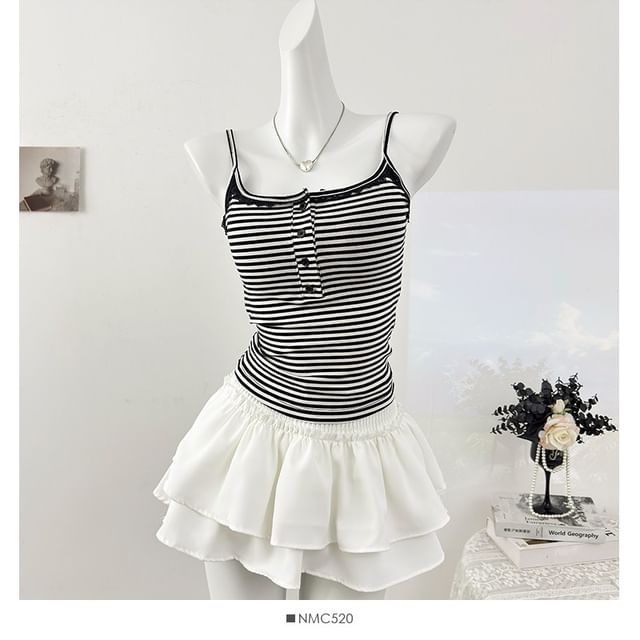 Padded Scoop Neck Camisole with Lace Accents