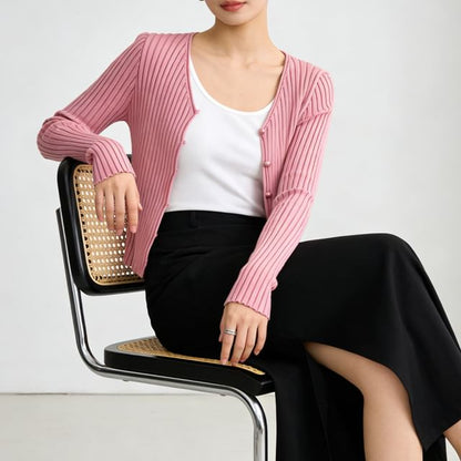 Crop Knit Sweater - V-Neck Long Sleeve