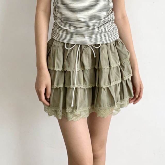 Lace Panel Tiered Mini A-Line Skirt