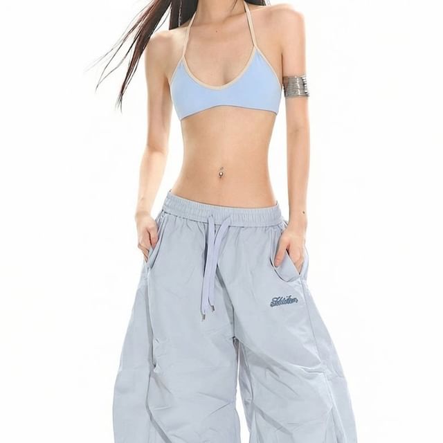 Contrast Trim Halter Crop Top with Open Back