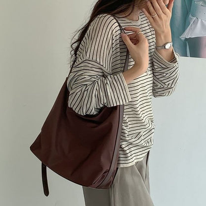 Plain Nylon Shoulder Bag