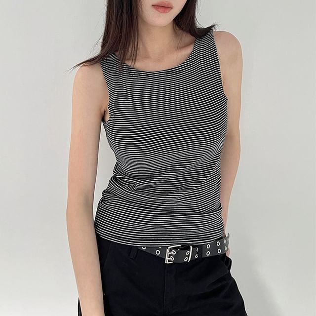 Round Neck Striped Sleeveless Top
