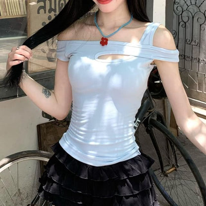 Cutout Off-Shoulder Slim Crop Tee