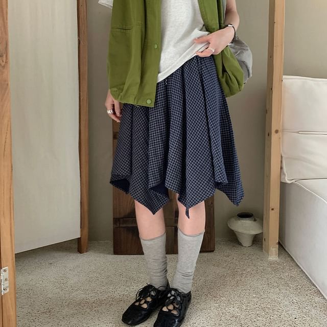 Asymmetrical Plaid A-Line Skirt - Altfashion Shop