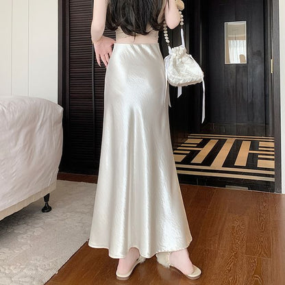 Black High Waist Plain Satin Maxi A-Line Skirt - Altfashion Shop
