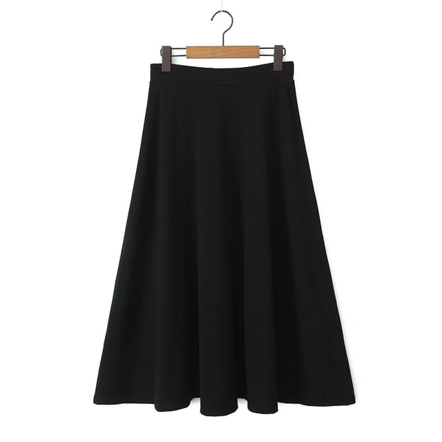 Black Short-Sleeve V-Neck Asymmetrical Plain T-Shirt with High Waist Maxi A-Line Skirt - Altfashion Shop