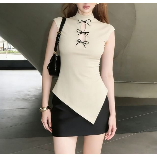 Asymmetric Cut-Out Mock Neck Fitted Tank Top