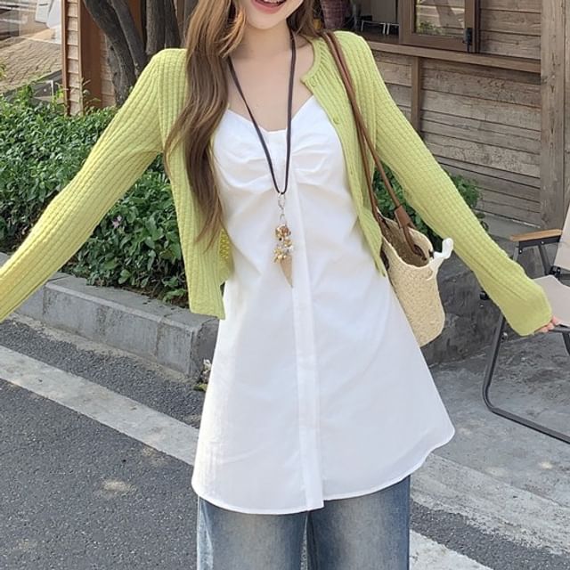 Plain Crop Cardigan / V-Neck Flowy Camisole Top