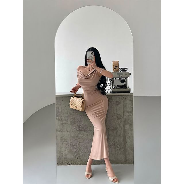 Sleeveless Cowl Neck Plain Panel Lace Maxi Mermaid Dress