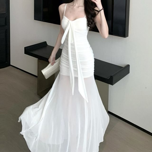 Spaghetti Strap V-Neck Trained Plain Maxi A-Line Dress