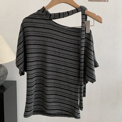 Slim-Fit Off-Shoulder Short-Sleeve Tee