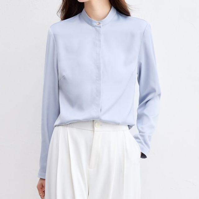 Short Sleeve Band Collar Solid Button-Up Shirt