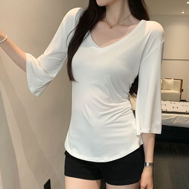 V-Neck Three-Quarter Sleeve Basic Tee