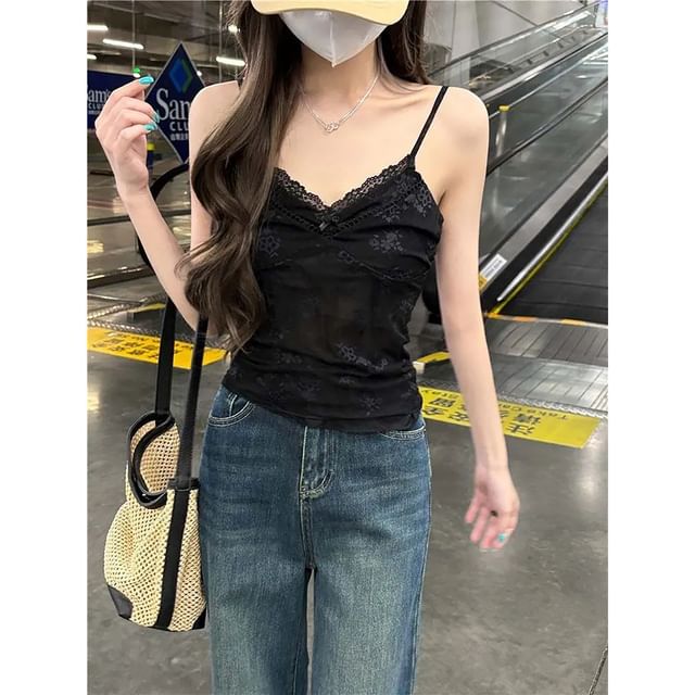 V-Neck Lace Slim Fit Crop Camisole Top