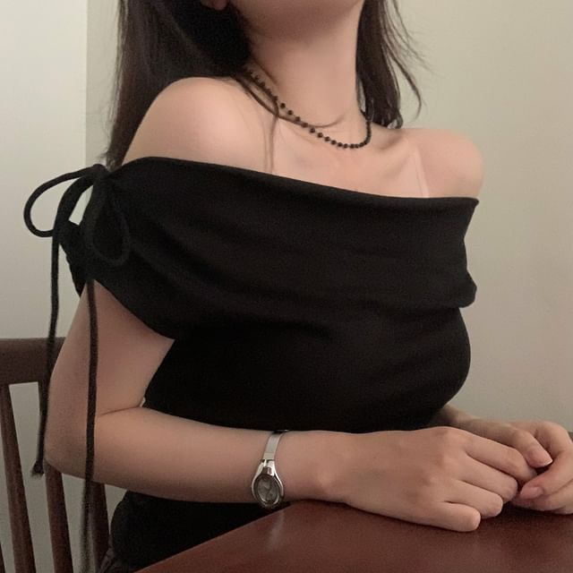 Short Sleeve Off Shoulder Solid Ruched Top
