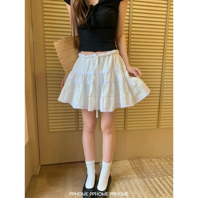 Mid Rise Plain Lace Trim Mini A-Line Skirt