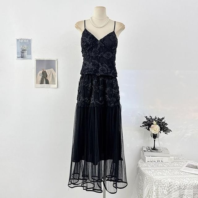 Set: V-Neck Lace Camisole Top + High Waist Maxi Skirt