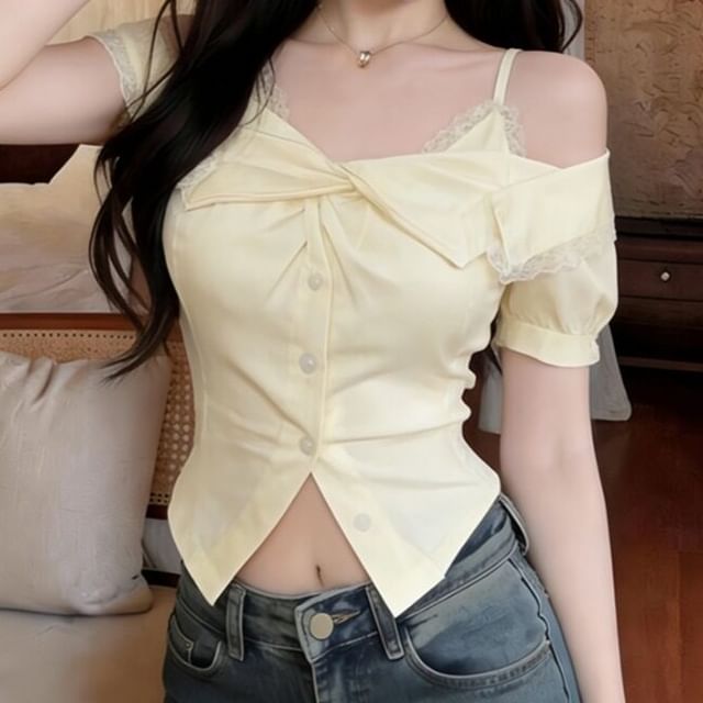 Short-Sleeve Cold Shoulder Plain Lace Trim Slit Blouse