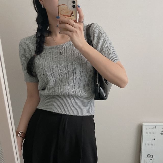 Short Sleeve Scoop Neck Solid Cable Knit Fitted Top