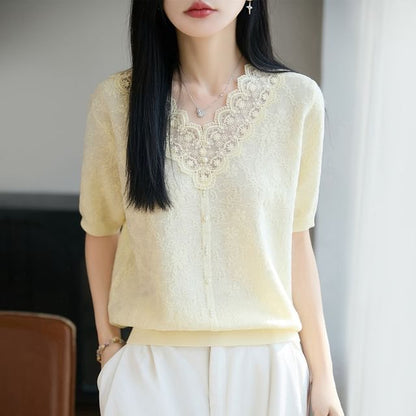 Short-Sleeve V-Neck Lace Trim Plain Knit Top