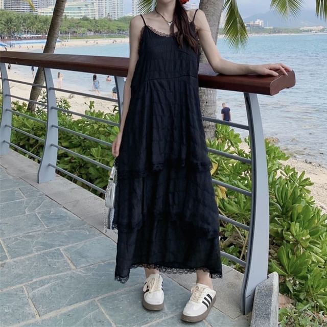 Spaghetti Strap V-Neck Lace Maxi A-Line Tiered Dress