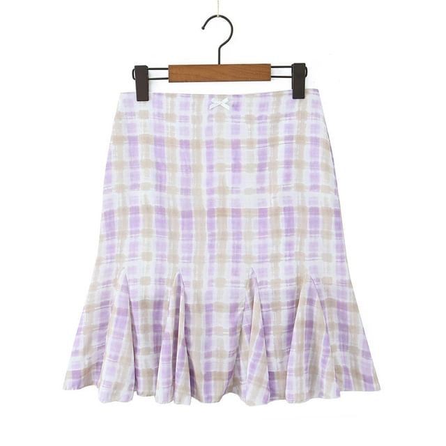 V-Neck Plaid Lace Trim Tie Back Crop Camisole Top / Low Rise Mermaid Skirt