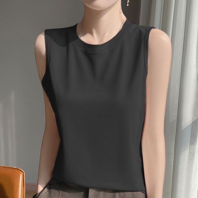 Crew Neck Tank Top