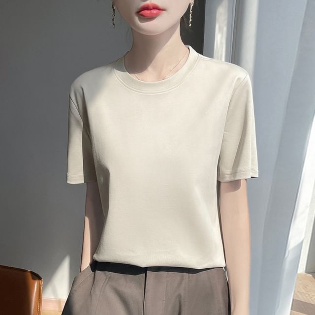 Short-Sleeve Crew Neck Tee