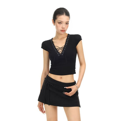 Short-Sleeve V-Neck Plain Lace Up Crop T-Shirt