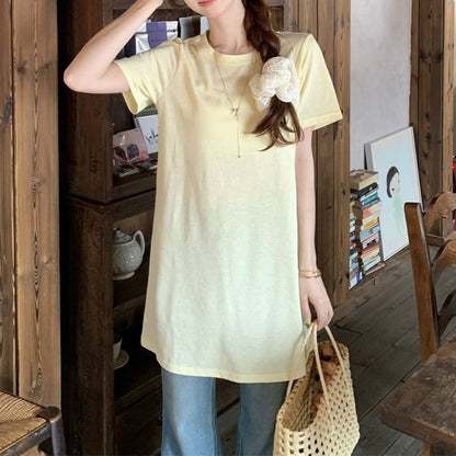 Crew Neck T-Shirt and Scoop Neck Midi Dress