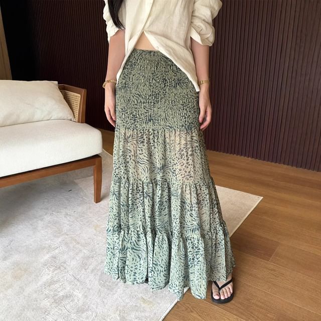 Mid Rise Leopard Pleated Maxi A-Line Skirt