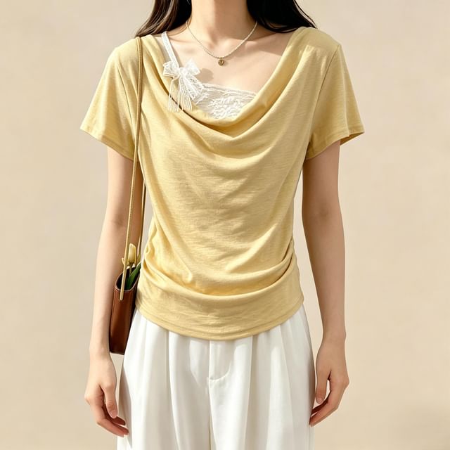 Mock Two-Piece Short-Sleeve Lace Panel T-Shirt